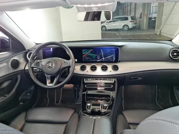 Mercedes-Benz E Klasse 220d 194KS 9G-Tronic Avantgarde-VIRTUAL Cockpit Image 2